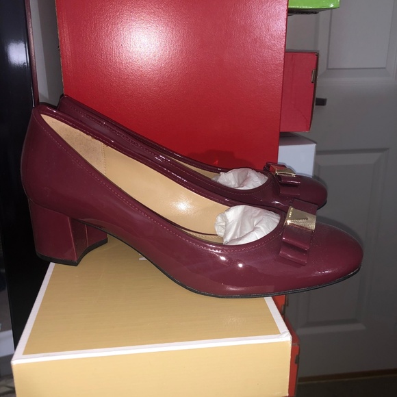 Michael Kors patent leather pump burgundy - Picture 3 of 3